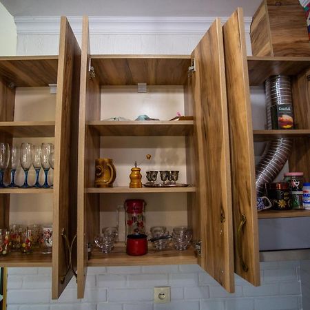 Downtown Apartment Near Sulfur Baths Тбилиси Экстерьер фото
