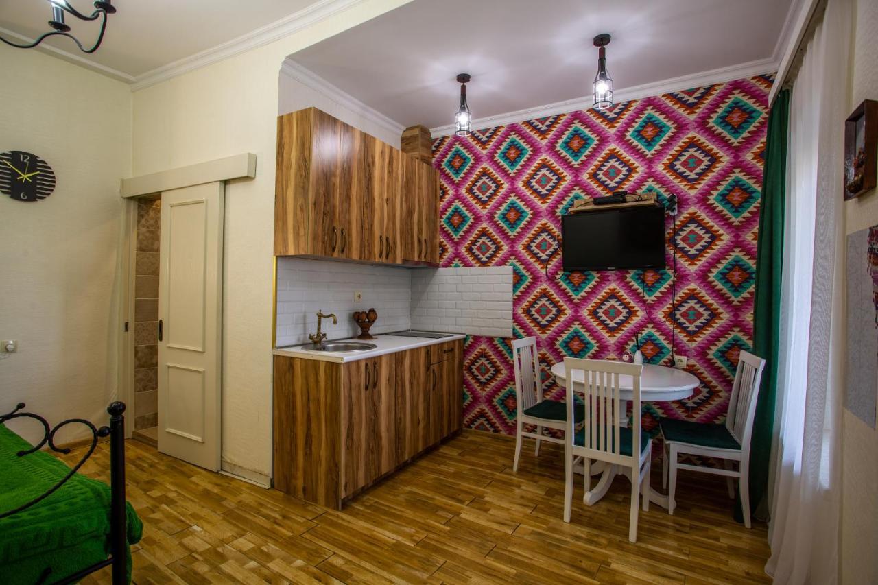 Downtown Apartment Near Sulfur Baths Тбилиси Экстерьер фото