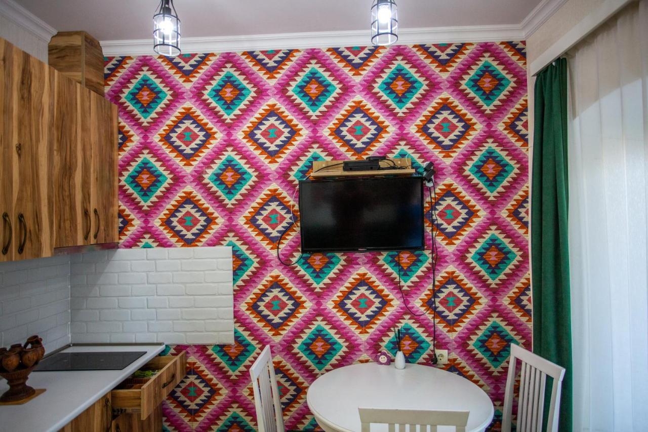 Downtown Apartment Near Sulfur Baths Тбилиси Экстерьер фото